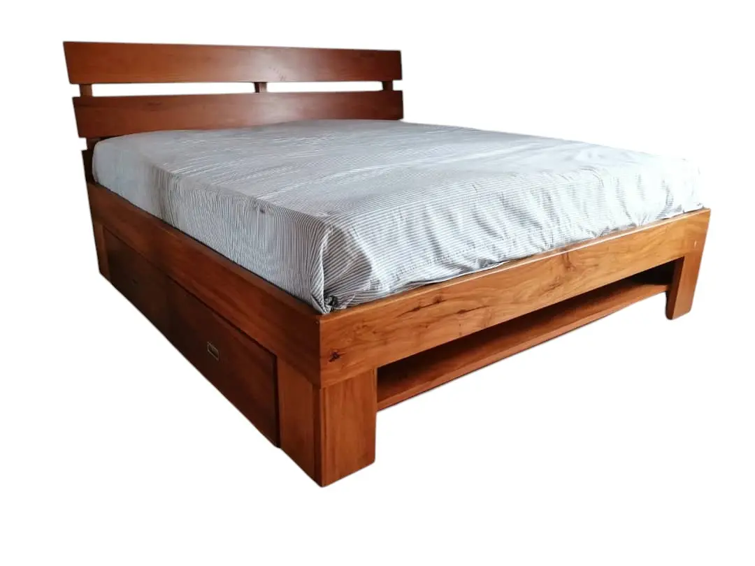 lit-en-bois_268-42379