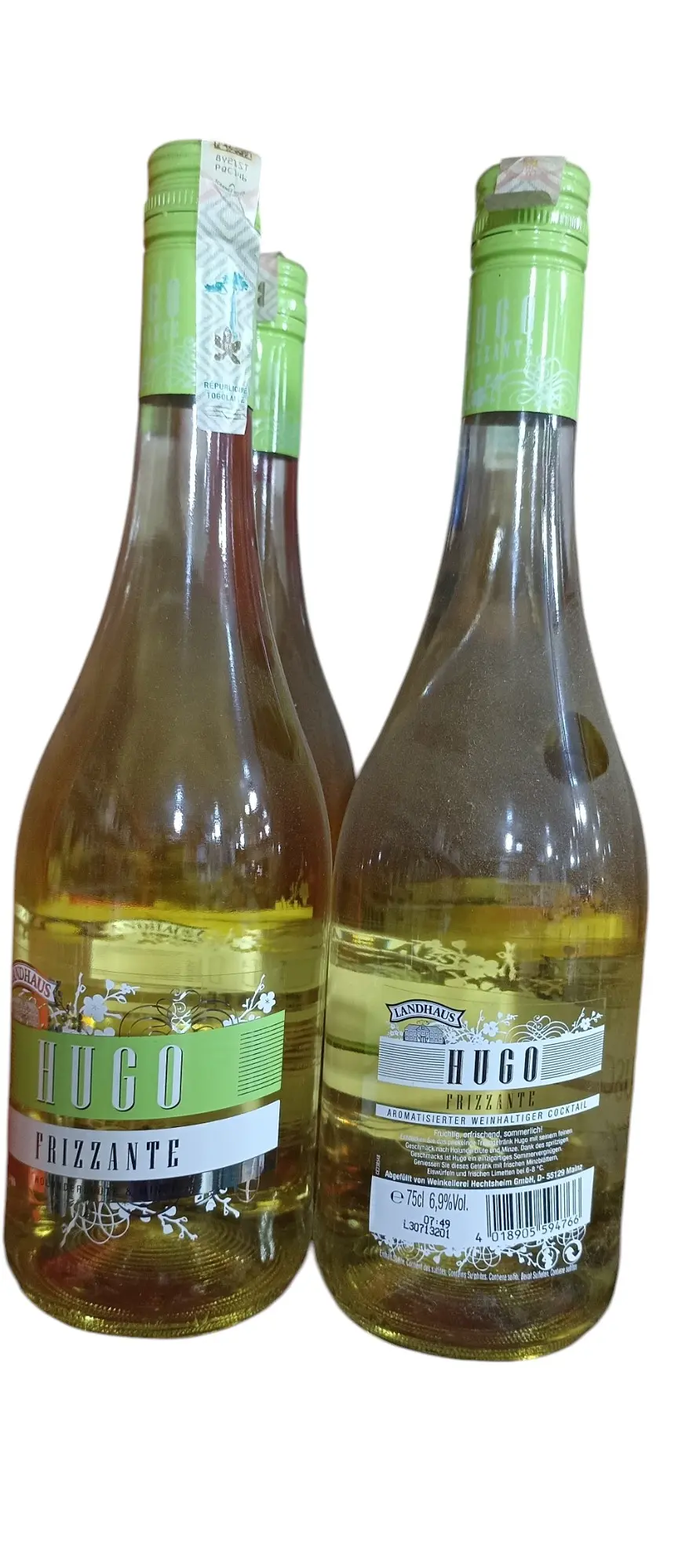 hugo-frizzante_269-42286