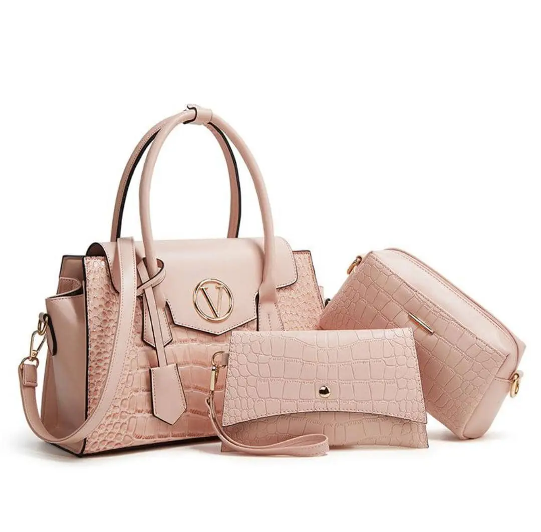 classic-sac-main_284-42410